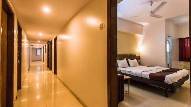Hotel Vashi Inn Navi Mumbai Exterior photo