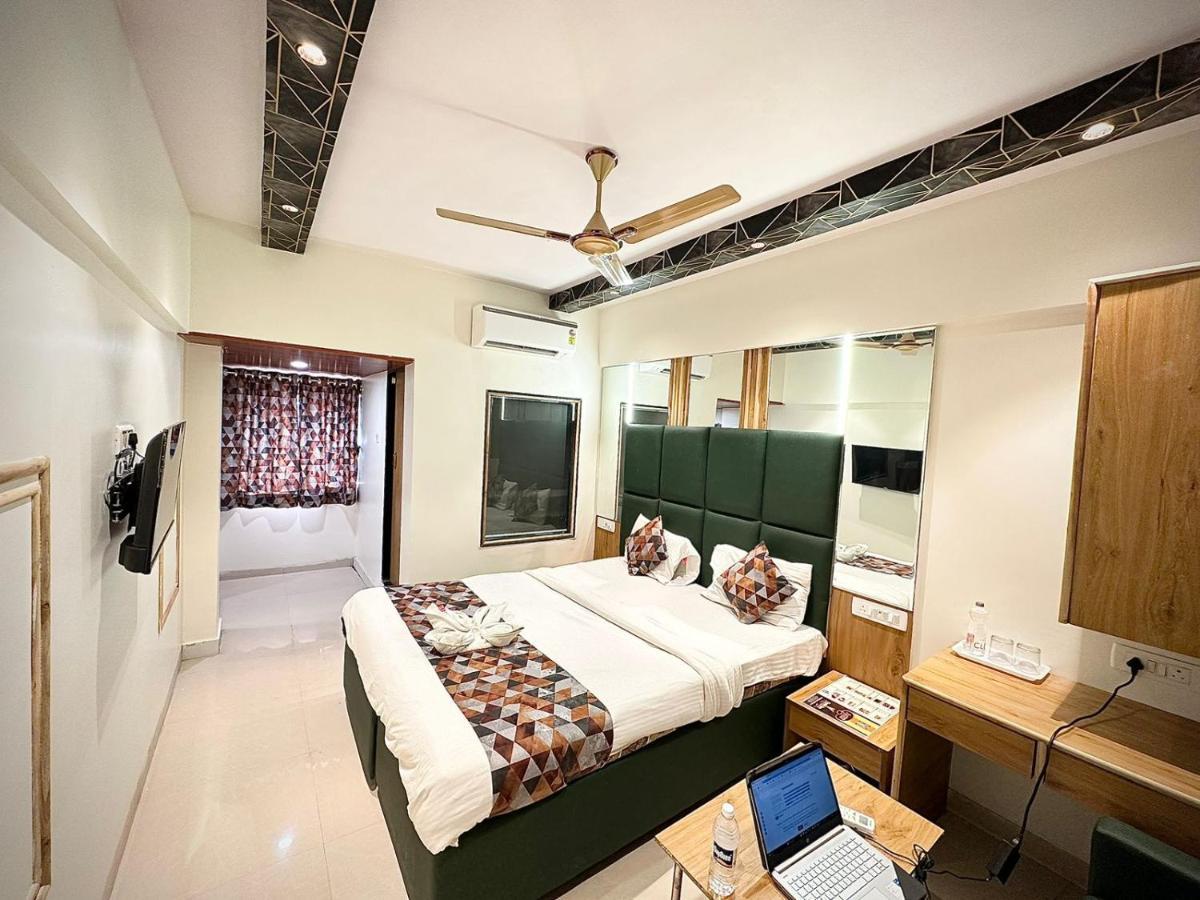 Hotel Vashi Inn Navi Mumbai Exterior photo