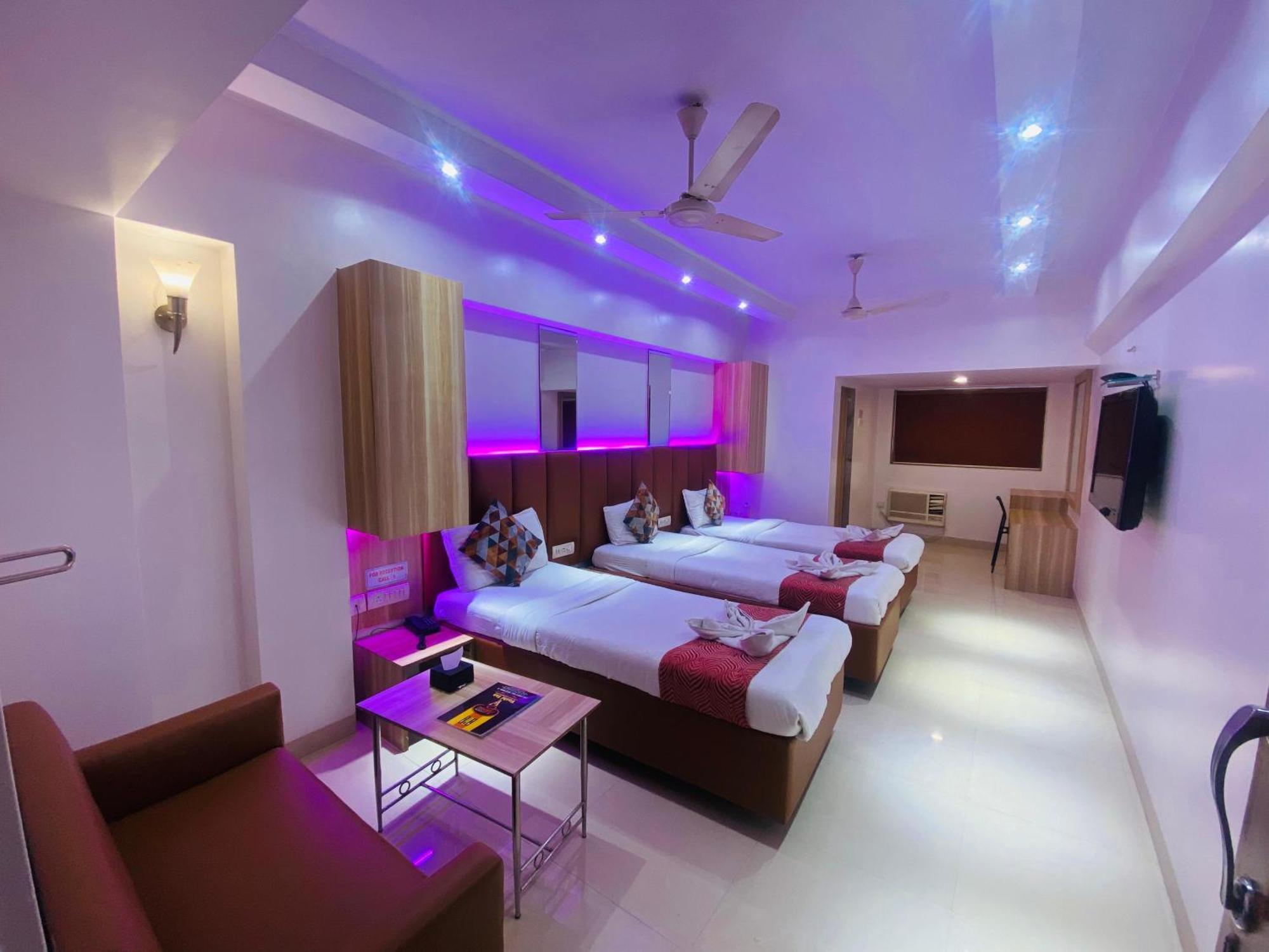 Hotel Vashi Inn Navi Mumbai Exterior photo